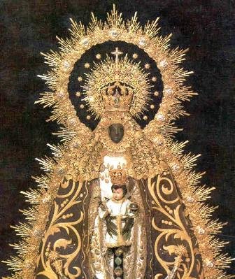 Velas blancas y celestes para la Virgen de Regla Velas blancas y celestes para la Virgen de Regla