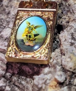 ESCAPULARIO ARCANGEL SAN MIGUEL. -CHAPADO EN ORO. -ENVIO INCLUIDO.