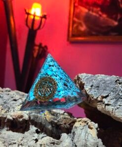 PIRAMIDE ORGONITA TURQUESA. -ENVIO INCLUIDO.